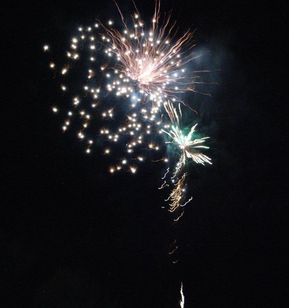fireworks2.jpg